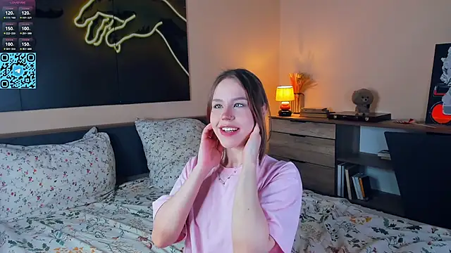 MaliaBourraine online show from March 7, 7:26 am