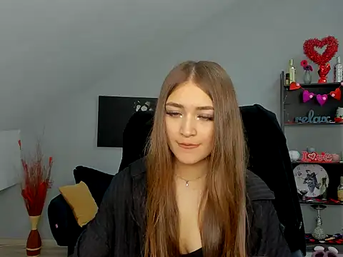 EllaClarke online show from February 16, 11:43 am