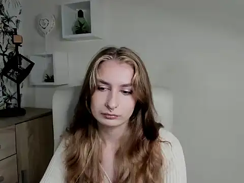 Snapshot of NinaBlond1 chatting on September 29, 6:07 am NinaBlond1 online show from September 29, 6:07 am