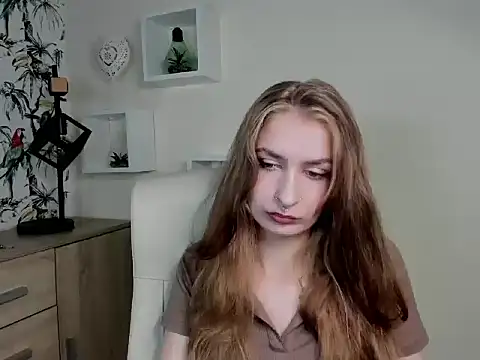 Snapshot of NinaBlond1 chatting on September 25, 6:34 am NinaBlond1 online show from September 25, 6:34 am