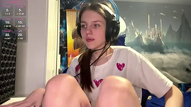 Elira Breeze online show from February 17, 5:45 pm