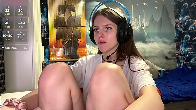 Elira Breeze online show from November 25, 1:46 pm