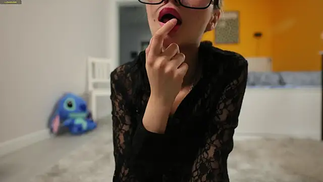 lovekissmes online show from October 23, 3:18 pm