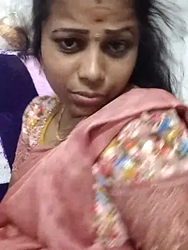 sweetqueen143 online show from April 23, 1:35 pm