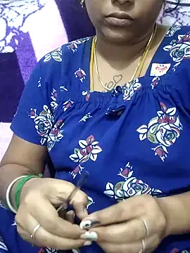 sweetqueen143 online show from April 24, 2:09 pm