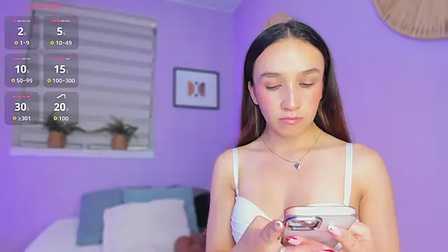 aliissonn online show from January 18, 12:18 am