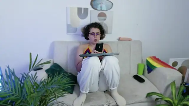 dirty feelena online show from October 29, 7:27 pm