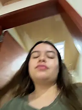 Aphrill online show from April 25, 8:39 pm