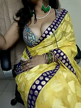 Hey Jully online show from October 29, 5:23 am