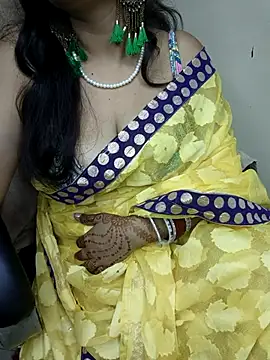 Hey Jully online show from October 15, 5:21 am