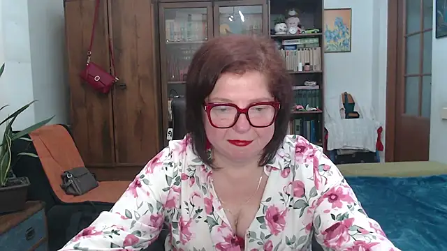 Violet Pulse online show from June 27, 7:20 pm