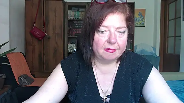 Violet Pulse online show from June 26, 11:11 am