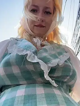 RonnieKiss online show from February 4, 8:50 am