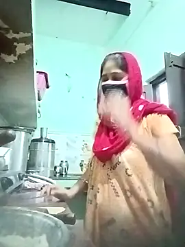 Cute-Charvii online show from April 27, 12:41 am