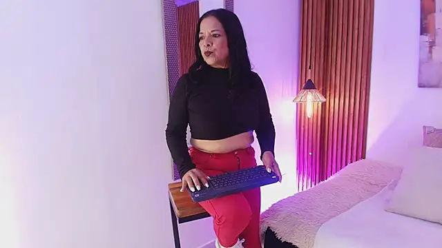 EvaGoddess  online show from June 9, 7:57 pm