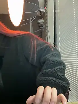 YY-27 online show from November 22, 8:28 am