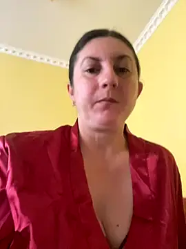 Snapshot of oksana1990 chatting on October 15, 6:27 am oksana1990 online show from October 15, 6:27 am