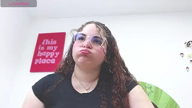 AmandaaWats online show from April 27, 11:13 pm