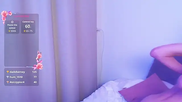 SophieDiamond  online show from September 28, 1:23 am