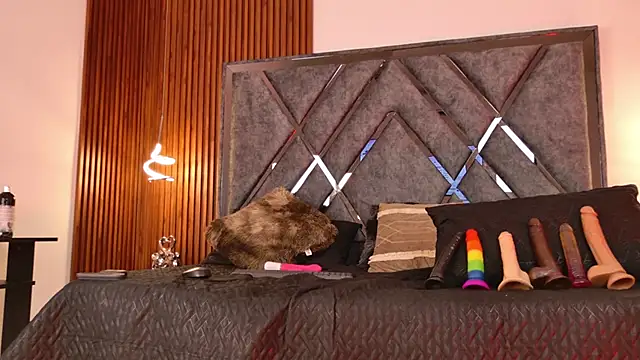 Dafne  Ruiz online show from March 26, 1:35 pm