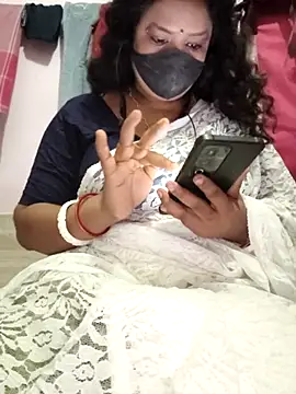 Deborbhavi222 online show from April 18, 7:58 pm