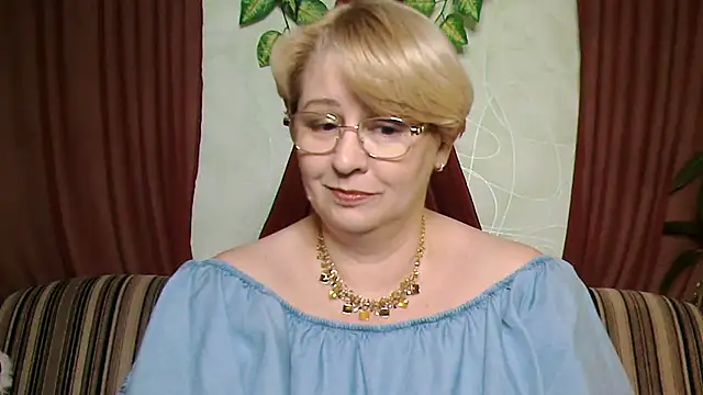 Selena-Velvet online show from October 11, 1:25 pm