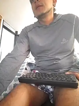 Carlandelli1 online show from February 5, 1:25 pm