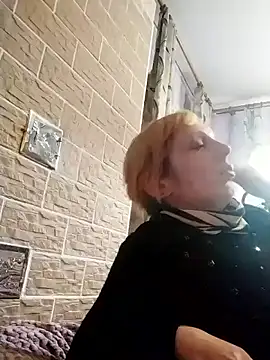 Ponka2011 online show from October 29, 6:50 am