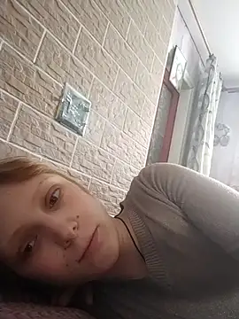 Ponka2011 online show from April 27, 5:04 am