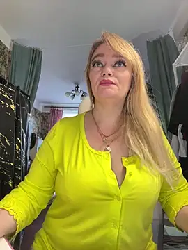 Sweet-blonde online show from April 21, 1:51 pm