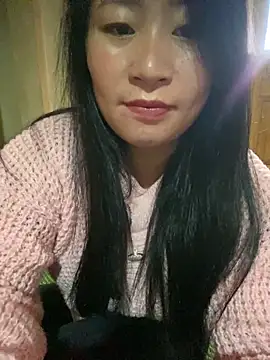 violet-00 online show from September 30, 4:51 am