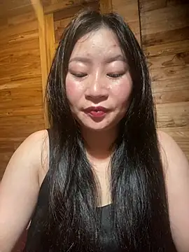 violet-00 online show from March 7, 3:41 pm