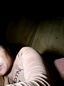 xuxulovezz online show from October 4, 1:06 pm