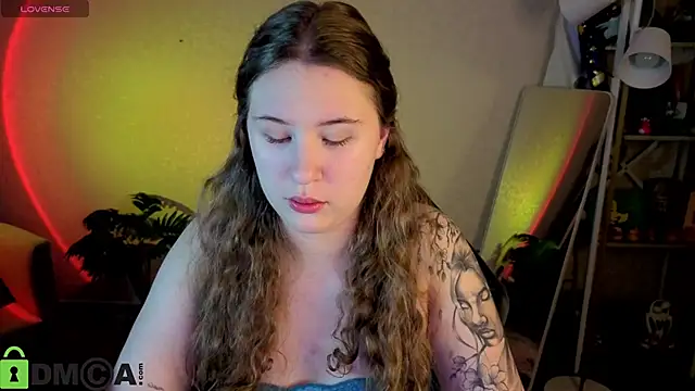 Elsie Cutties online show from April 27, 1:25 am