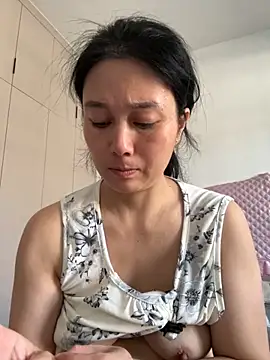 Snapshot of aoyo66 chatting on October 10, 2:05 am aoyo66 online show from October 10, 2:05 am