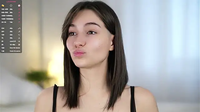 LettySlovacek online show from October 28, 2:39 am