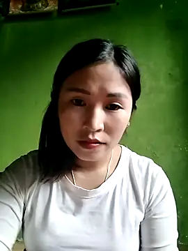 Snapshot of Mai4568 chatting on October 6, 11:42 pm Mai4568 online show from October 6, 11:42 pm