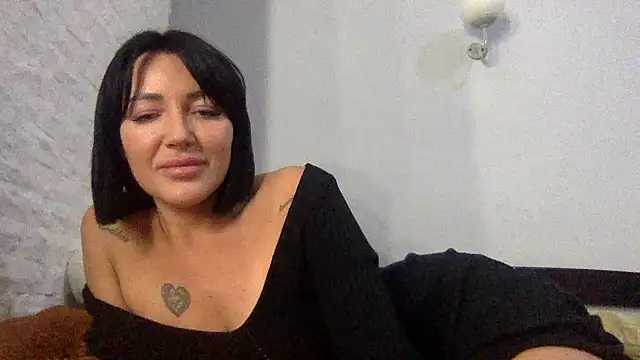 Snapshot of Veymoria chatting on October 18, 7:59 pm Veymoria online show from October 18, 7:59 pm