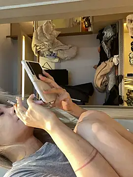 miumiu-66 online show from March 2, 1:38 am