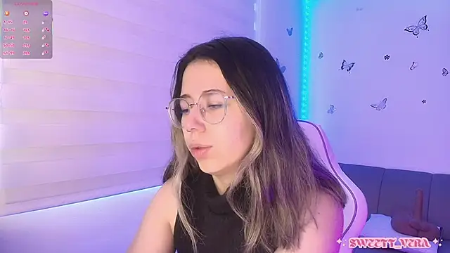 sweettvera online show from April 25, 1:14 pm