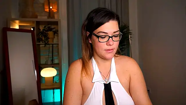 mrs fllowerr online show from November 26, 4:52 pm