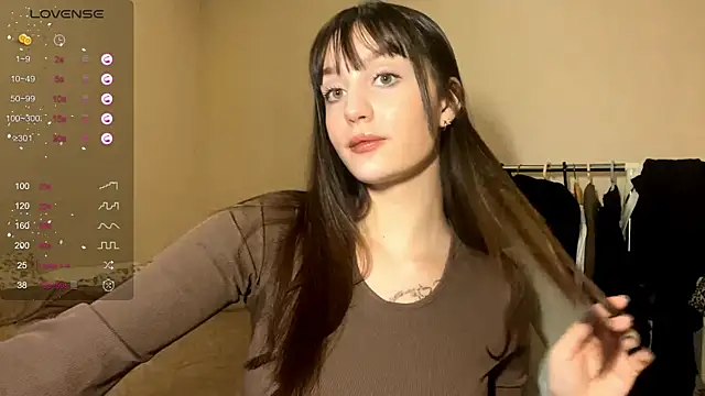 alexthebunny online show from October 23, 6:03 pm