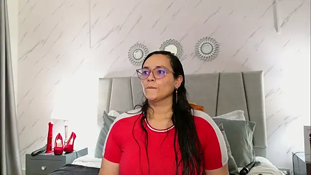 Michell Monet online show from April 21, 12:01 pm