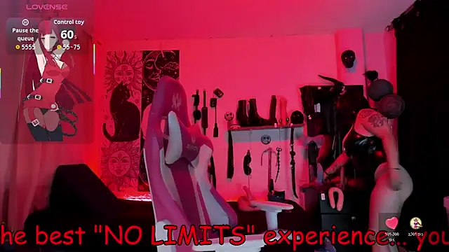 lucyheartfillia11 online show from April 23, 12:08 am