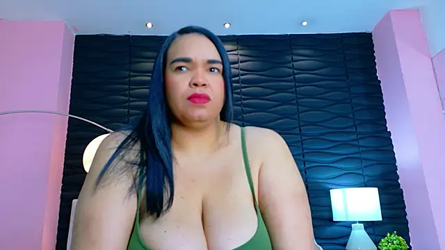 Snapshot of Valery_Nasty__ chatting on October 13, 5:26 pm Valery Nasty online show from October 13, 5:26 pm