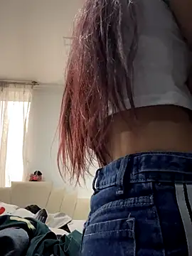 Snapshot of _Kinky69_ chatting on October 18, 7:59 pm Kinky69 online show from October 18, 7:59 pm