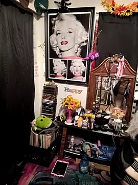 blondebarbiebae online show from November 21, 10:34 pm