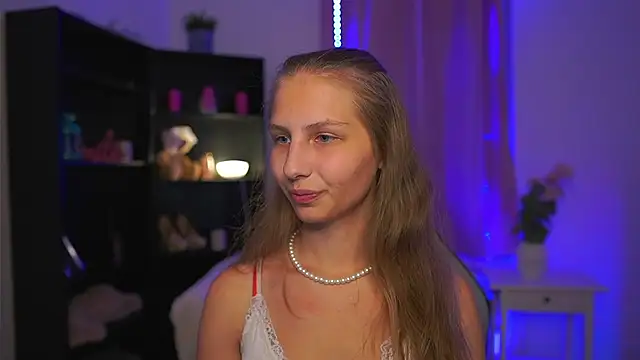 emmie murray online show from July 22, 6:31 pm