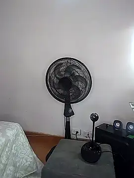 samycollens online show from October 1, 5:07 pm