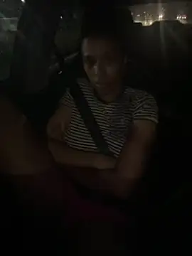 YeahhhitsBreezy online show from March 12, 2:36 am